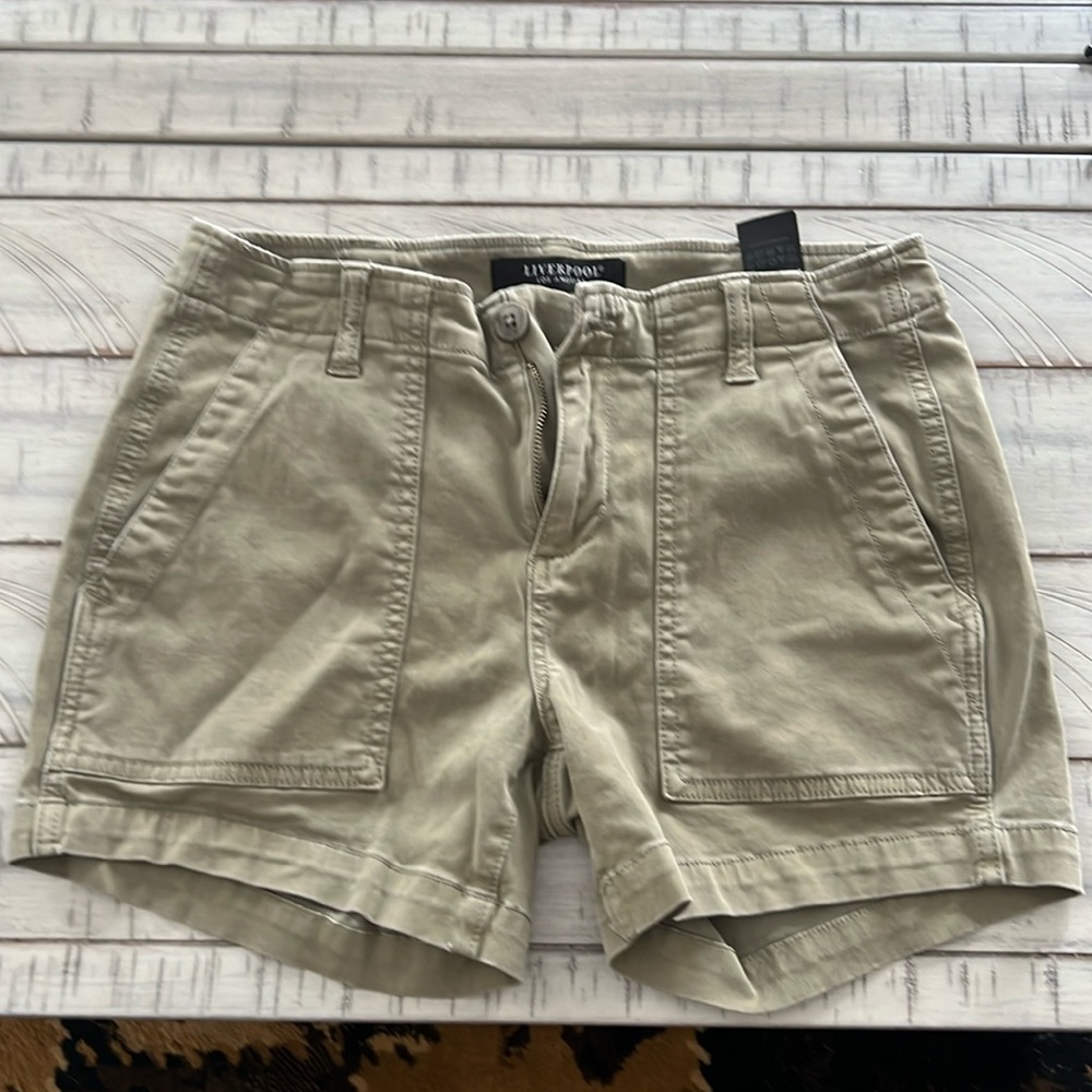 Liverpool Johnny shorts, like new, size 4